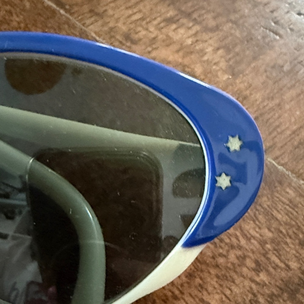 Vintage Blue and cream Women's Sunglasses Cateye petite frames glasses - Picture 6 of 8